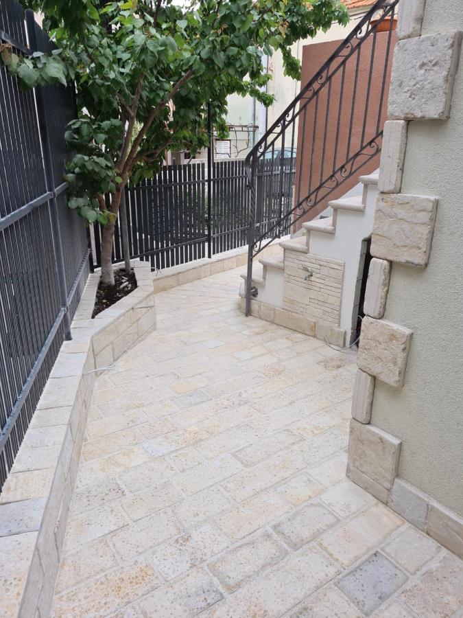 La Corte Di Kate-2 Biograd Na Moru Dış mekan fotoğraf